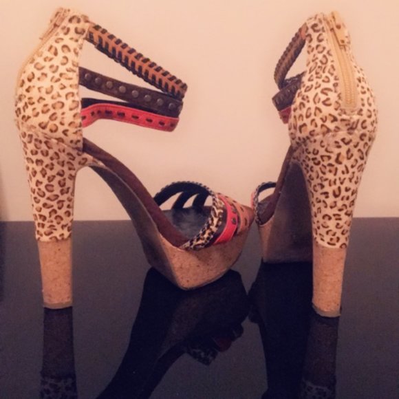 Jessica Simpson sexy jungle cork heeled sandal - Picture 2 of 7